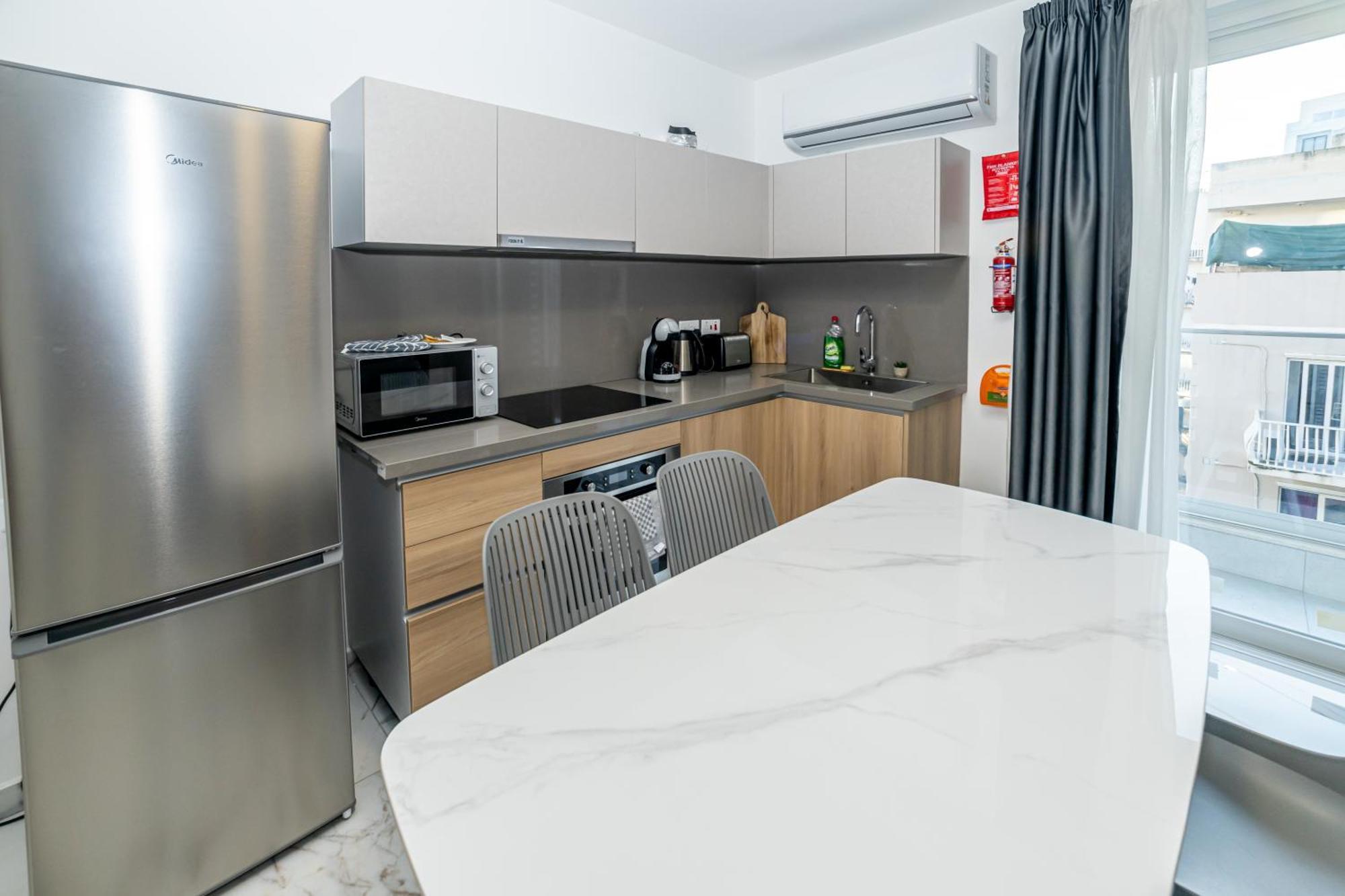 New, Stylish And Modern 1Br Apartment San Pawl il-Baħar Kültér fotó